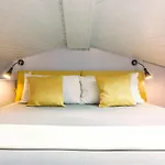Relaxed Attic In The Old Town Apartment *